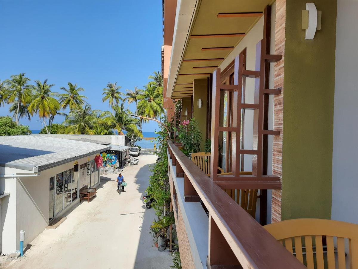 Maladiwa Beach & Spa Маафуши Экстерьер фото